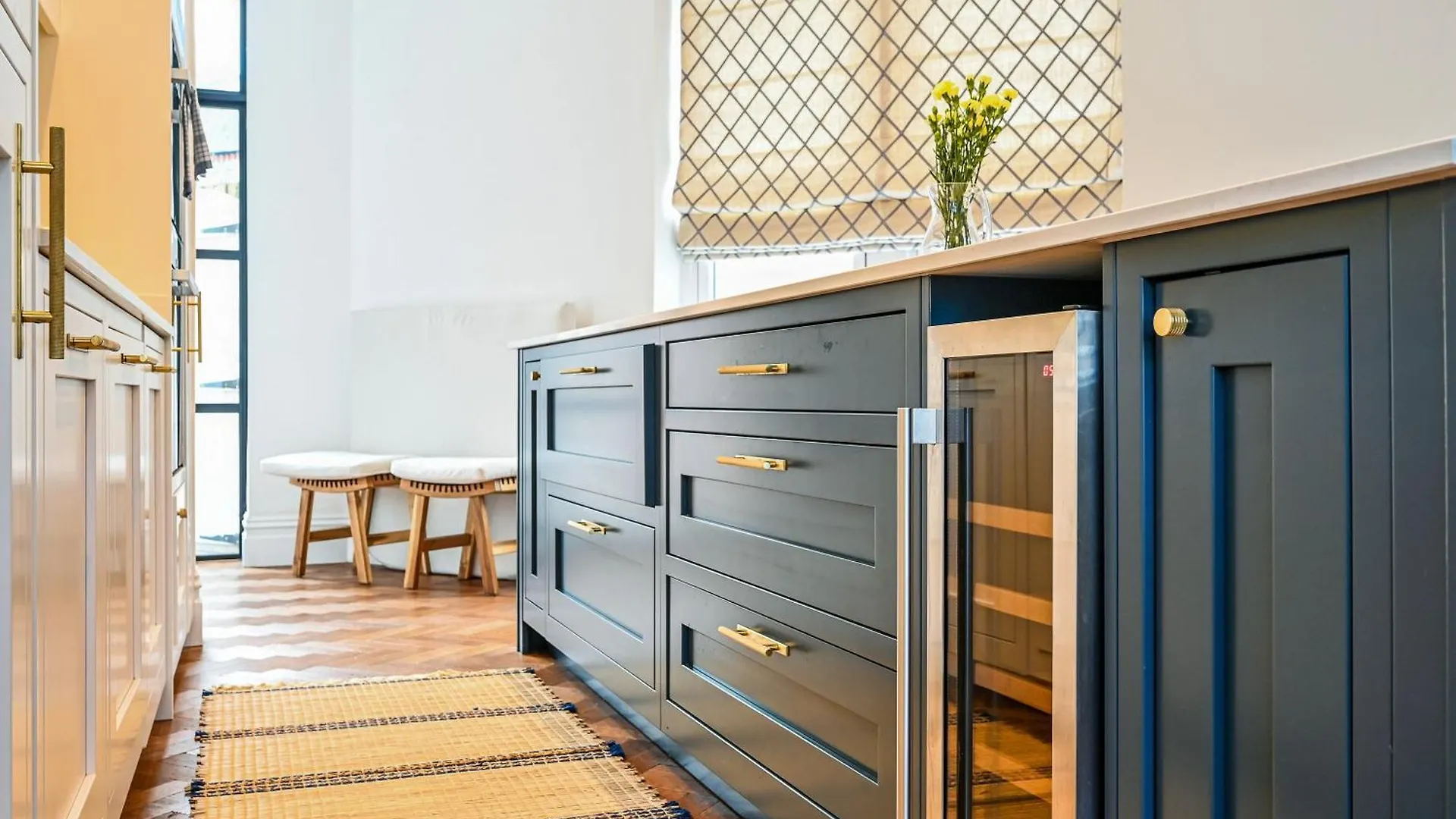 Stunning Four Bedroom Cardiff House 0*,  영국